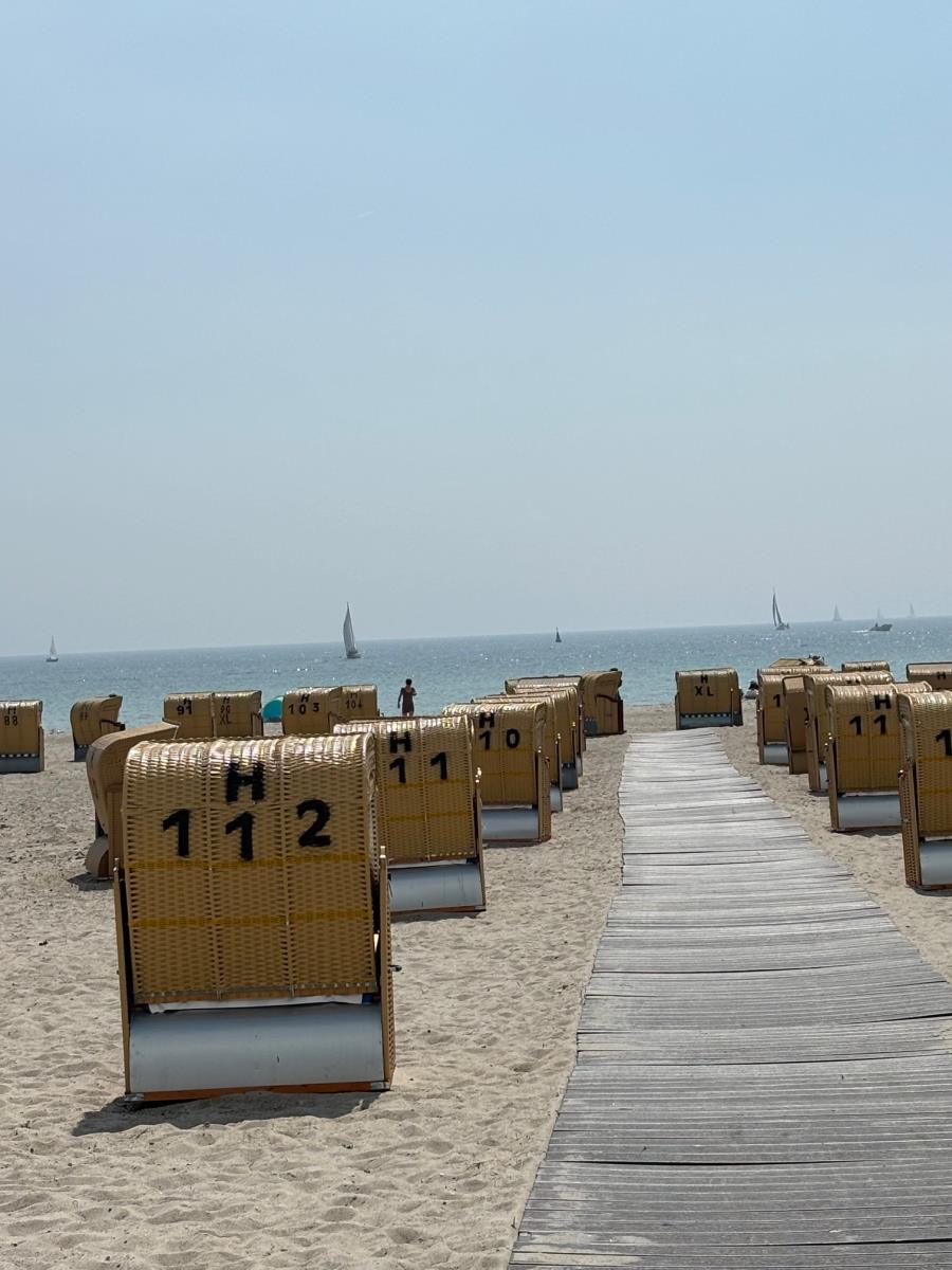 49 Ferienwohnung am Südstrand 'Fehmarn 4U' App.64-212